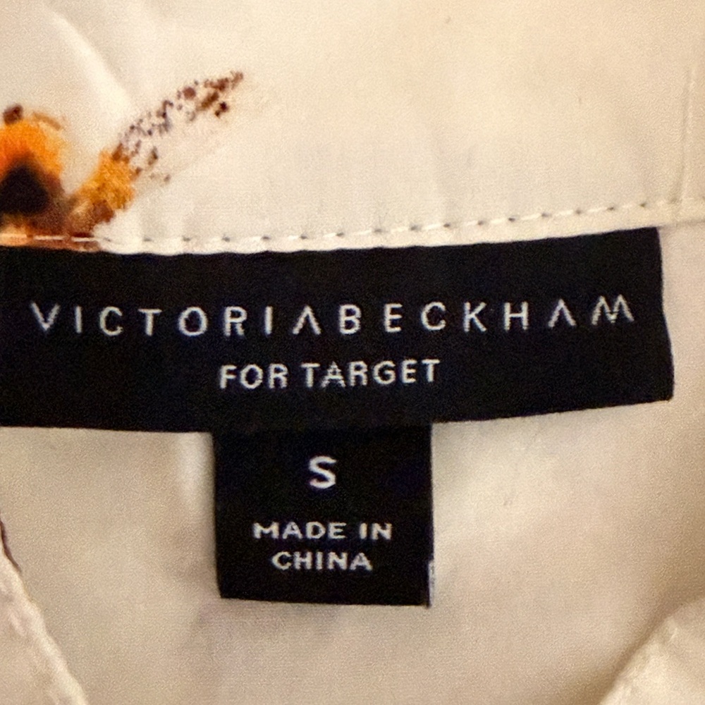 Victoria Beckham Women’s Button-Down  Cream Shirt w/Bumble Bees Print Small - Picture 8 of 11